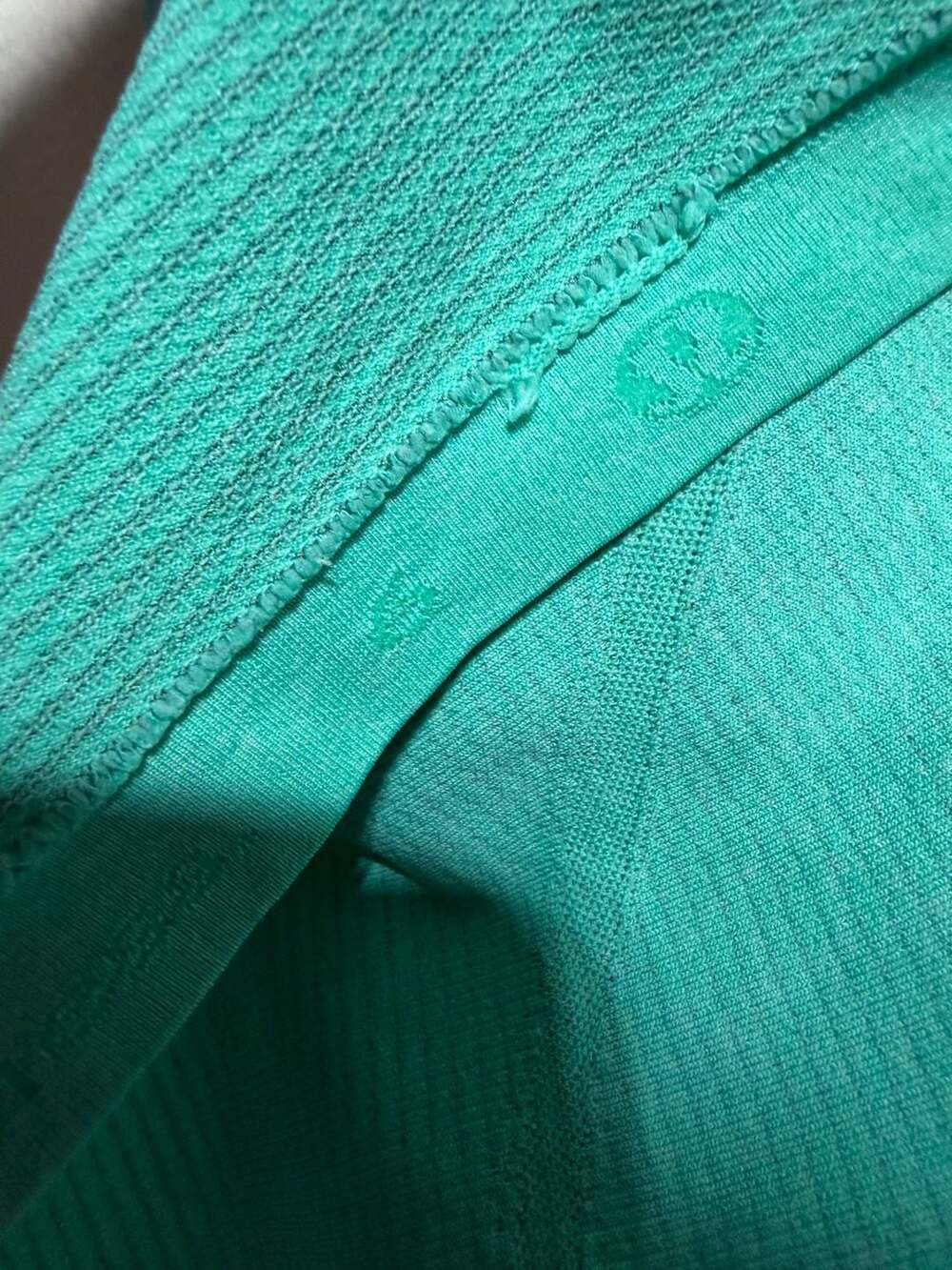 LULULEMON SEAWHEEZE SWIFTLY TECH LS CREW HEATHERED BALI BREEZE SIZE 6 - Picture 2 of 4